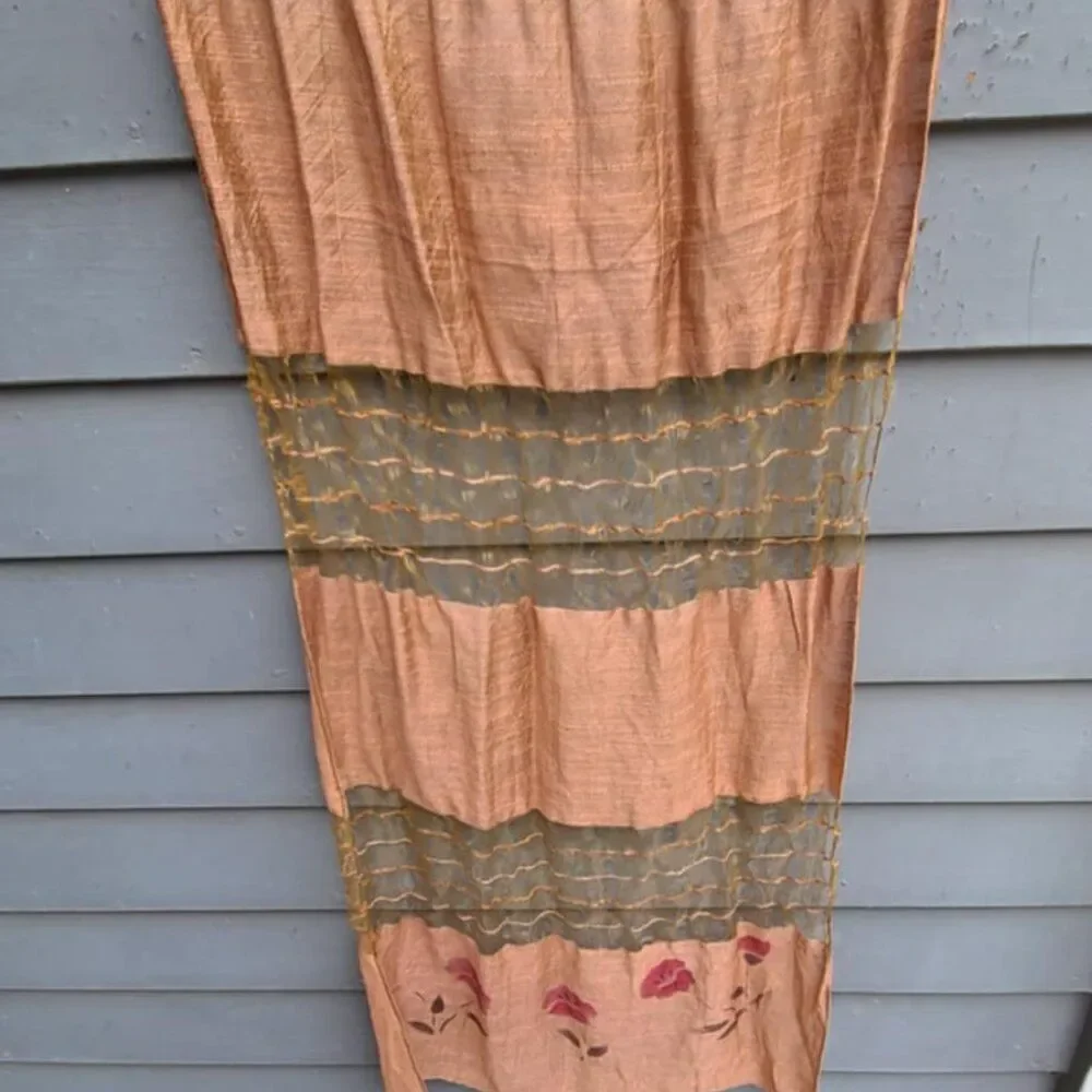 Raw Silk Feel Brown Scarf with Flowers